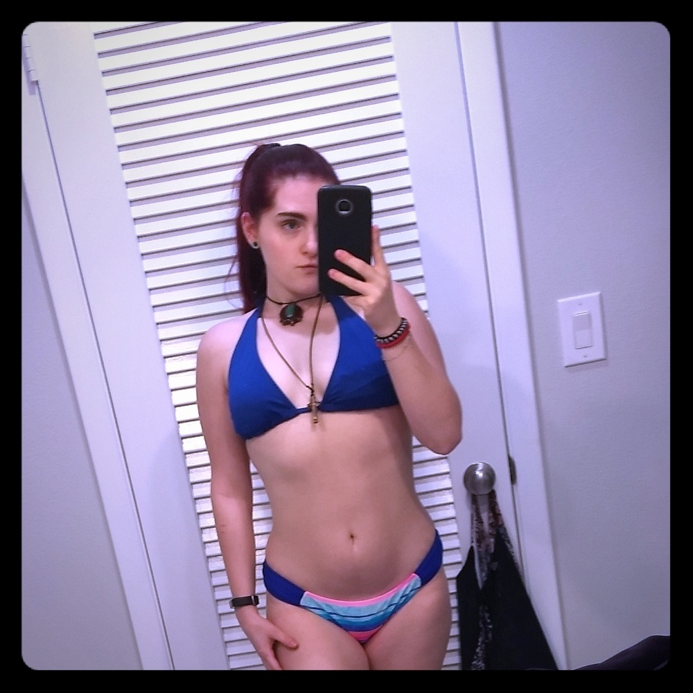Swim suit